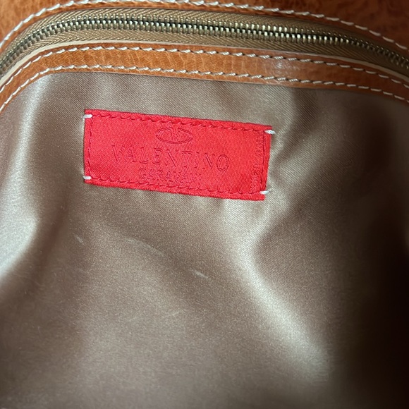 Valentino Garavani authentic shoulder bag. - Picture 9 of 11